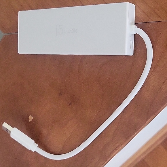 Universal USB Docking Station 3.0 Mini Dock From J5Create - Picture 6 of 7